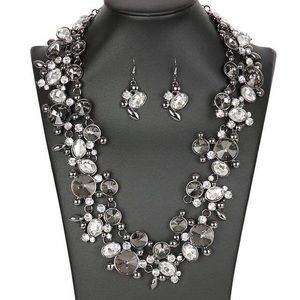 Jewelry & Accessories